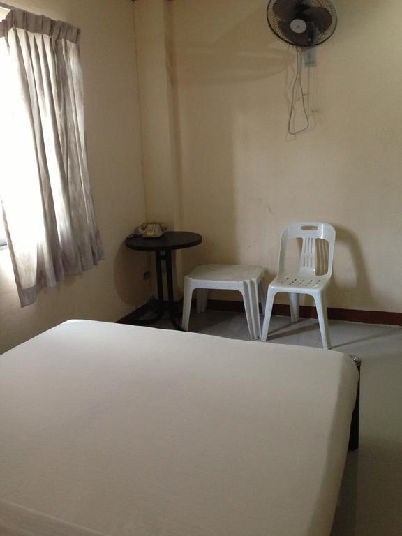 Traveller Inn Hotel Chiang Mai Værelse billede